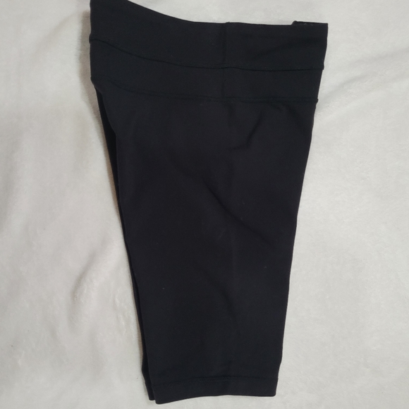 Lululemon shorts - Picture 5 of 5